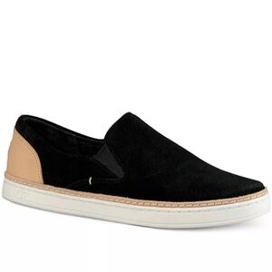 UGG Women's Adley Perf Slip-On shoe in black suede tan nubuck Sz 10